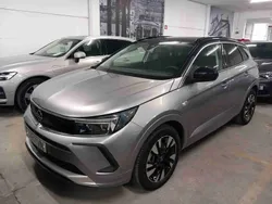 Cinzento Usado 2022 Opel Grandland X Ultimate SUV | € 33.490 (Preço justo)