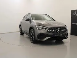 Cinzento Usado 2022 Mercedes GLA250 SUV | € 42.990
