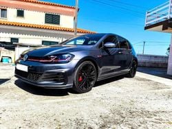 Cinzento Usado 2019 VW Golf VII GTI Citadino | € 32.990 (Preço justo)