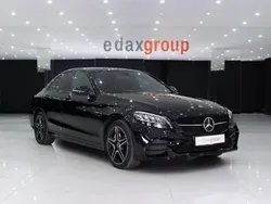 Cinza Usado 2020 Mercedes C300 Avantgarde Sedan | € 26.990 (Caro)