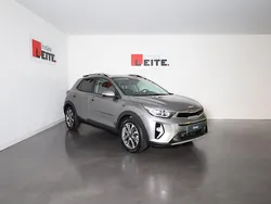 Cinza Novo 2025 Kia Stonic SUV | € 22.725 (Caro)