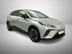 Cinza Usado 2023 MG MG4 EV Luxury Citadino | € 23.990 (Preço justo)
