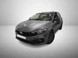 Cinza Usado 2022 Fiat Tipo City Life Sedan | € 13.990 (Preço justo)
