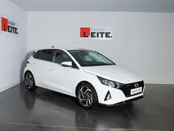 Branco Usado 2023 Hyundai i20 Style | € 19.500 (Preço elevado)