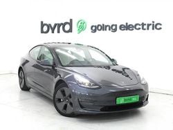 Cinza Usado 2021 Tesla Model 3 Sedan | € 25.900 (Bom preço)