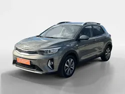 Verde Usado 2022 Kia Stonic SUV | € 16.240 (Preço justo)
