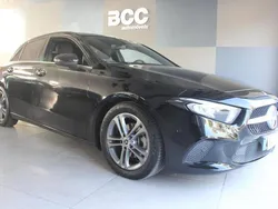 Preto Usado 2018 Mercedes A180 Style | € 23.990 (Preço justo)