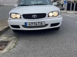 Branco Usado 2002 Toyota Corolla Carrinha | € 1.950