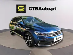 Azul Usado 2022 VW Passat GTE Carrinha | € 32.999 (Caro)