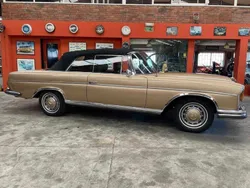 Outra Usado 1963 Mercedes 220 | € 105.000