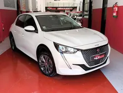 Branco Usado 2020 Peugeot e-208 Allure Citadino | € 18.990 (Preço elevado)