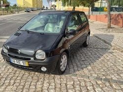 Usado 2003 Renault Twingo Initiale Citadino | € 3.950