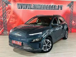 Cinzento Usado 2022 Hyundai Kauai Premium SUV | € 23.900 (Preço justo)