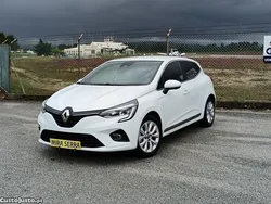 Branco Usado 2019 Renault Clio IV Intens | € 17.990