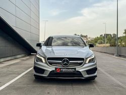 Cinza Usado 2015 Mercedes CLA45 AMG Shooting Brake AMG Carrinha | € 29.990