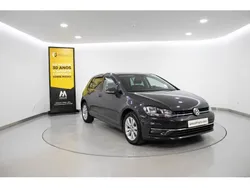 Cinzento Usado 2018 VW Golf VII | € 16.480 (Preço justo)