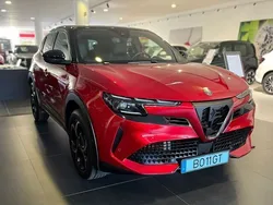 Vermelho Novo 2024 Alfa Romeo Junior | € 35.250