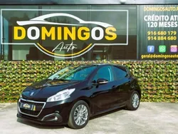 Preto Usado 2018 Peugeot 208 Citadino | € 12.500 (Preço justo)