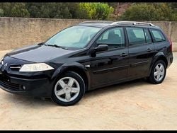 Usado 2008 Renault Mégane III Extreme Sedan | € 3.200