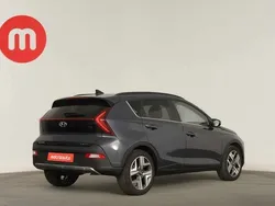 Cinzento Usado 2023 Hyundai Bayon Premium SUV | € 18.999 (Preço justo)