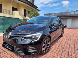 Preto Usado 2023 Renault Clio V Intens | € 19.490 (Preço justo)