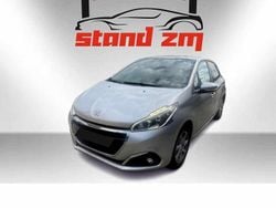 Cinzento Usado 2015 Peugeot 208 Citadino | € 6.500 (Super Preço)