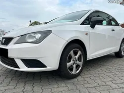 Branco Usado 2006 Seat Ibiza Citadino | € 8.250