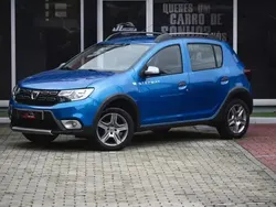 Azul Usado 2020 Dacia Sandero Stepway Citadino | € 12.950 (Preço justo)