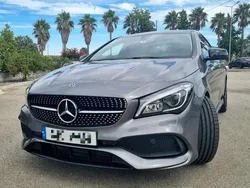 Cinzento Usado 2017 Mercedes CLA220 Sedan | € 31.000
