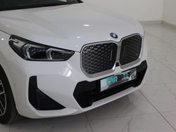 Branco Usado 2024 BMW iX1 SUV | € 47.480 (Bom preço)