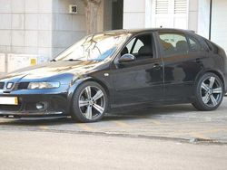 Usado 2003 Seat Leon Sedan | € 13.500