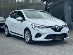 Branco Usado 2020 Renault Clio V LIMITED | € 16.900 (Preço elevado)
