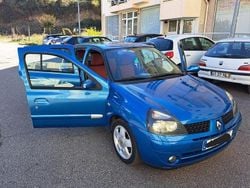 Usado 2003 Renault Clio II Extreme Sedan | € 1.950 (Bom preço)