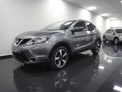 Cinza escuro Usado 2017 Nissan Qashqai N-Connecta SUV | € 16.250 (Preço justo)