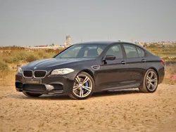 Preto Usado 2013 BMW M5 Sedan | € 59.990