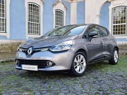 Cinza Usado 2016 Renault Clio IV LIMITED | € 9.995 (Preço justo)