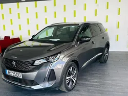 Cinza Usado 2022 Peugeot 5008 Allure Monovolume | € 27.500 (Preço justo)