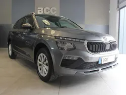 Cinza Usado 2024 Skoda Kamiq SUV | € 23.990 (Caro)