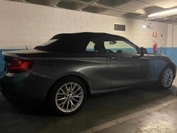 Cinzento Usado 2017 BMW 218 Cabrios | € 25.450