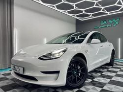 Branco Usado 2019 Tesla Model 3 Standard Range Sedan | € 20.750 (Preço justo)