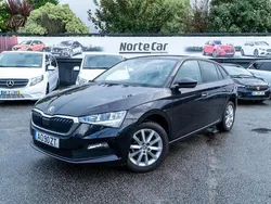 Preto Usado 2022 Skoda Scala Ambition Citadino | € 14.250 (Bom preço)