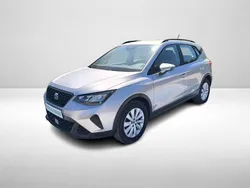 Cinzento Usado 2024 Seat Arona SUV | € 18.490 (Preço justo)