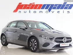 Branco Usado 2024 Mercedes A200 Sedan | € 37.500 (Preço elevado)