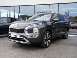 Usado 2025 Mitsubishi Outlander Intense SUV | € 49.990