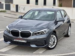 Cinza Usado 2021 BMW 116 Advantage Citadino | € 21.750 (Preço justo)