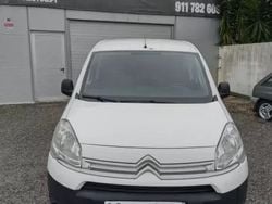 Branco Usado 2015 Citroën Berlingo Monovolume | € 10.500 (Preço elevado)