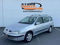 Cinzento Usado 2002 Renault Mégane II Carrinha | € 1.750 (Preço elevado)