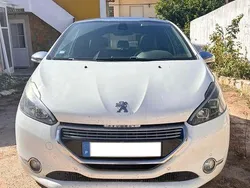 Usado 2014 Peugeot 208 Citadino | € 11.500 (Caro)