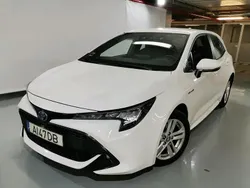 Branco Usado 2021 Toyota Corolla Comfort Citadino | € 22.490 (Preço justo)