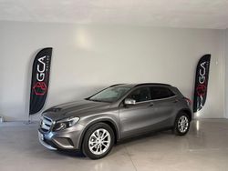 Cinza Usado 2016 Mercedes GLA180 Urban SUV | € 14.900 (Preço justo)